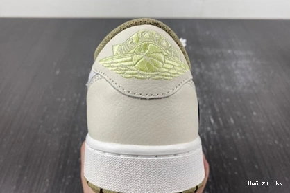 Bright Low Retro 1 Olive 81 Scott FZ3124-200 Golf Travis Neutral Jordan 1013